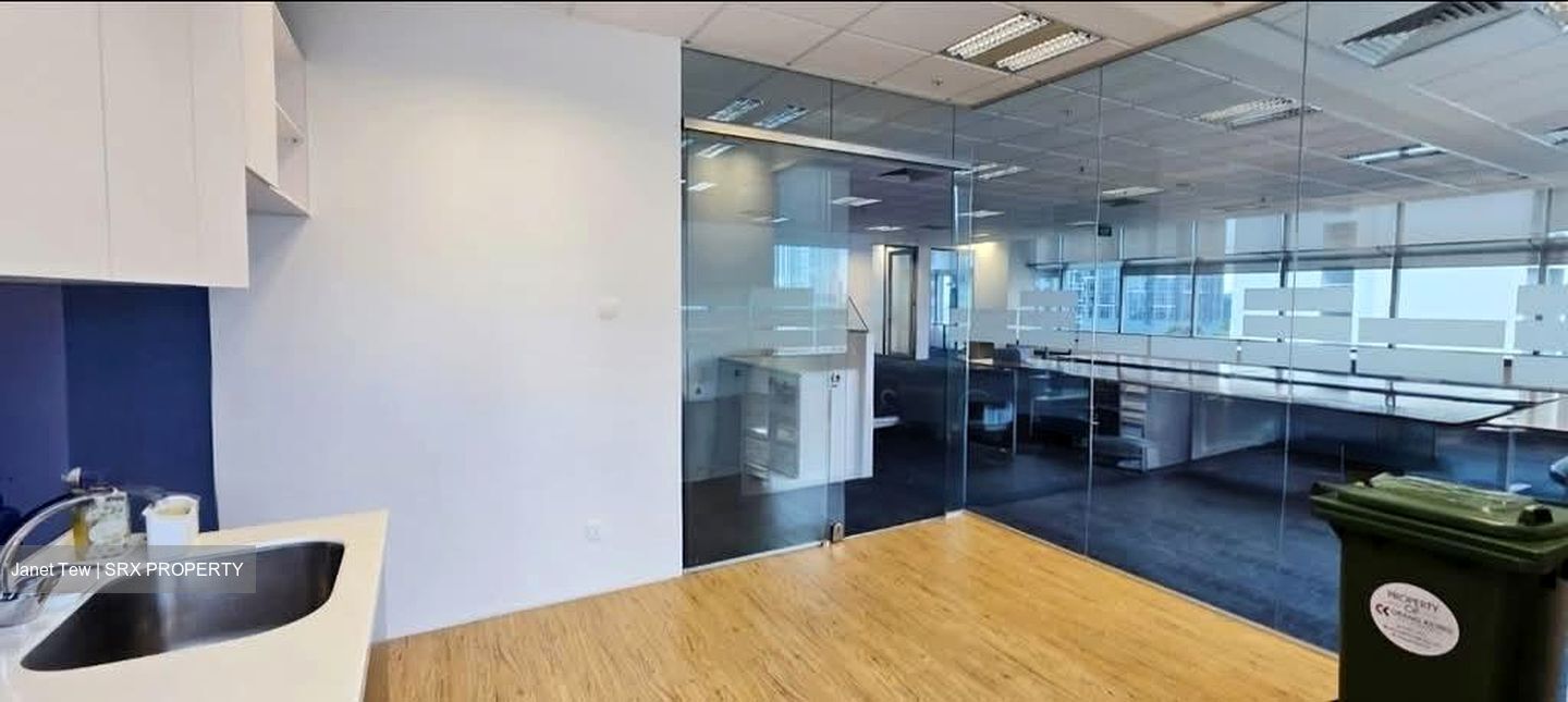 Twenty Anson (D2), Office #562374111